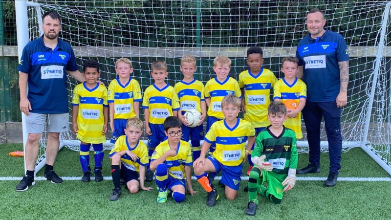 Gloucester under 8s football club score a new sponsor