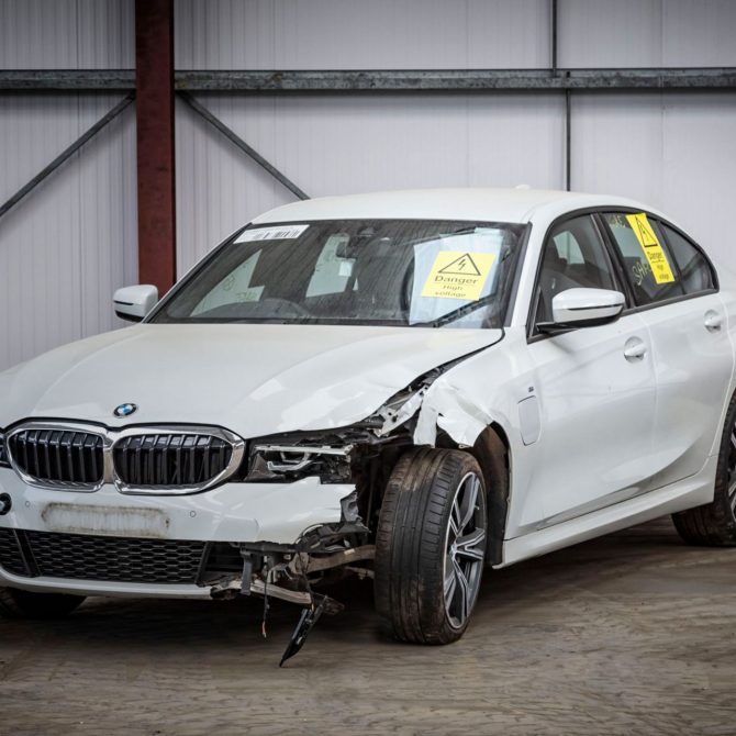 Electric and hybrid salvage vehicles SYNETIQ